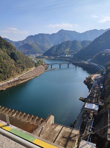 5df10fa175a05.jpg 7.jpg