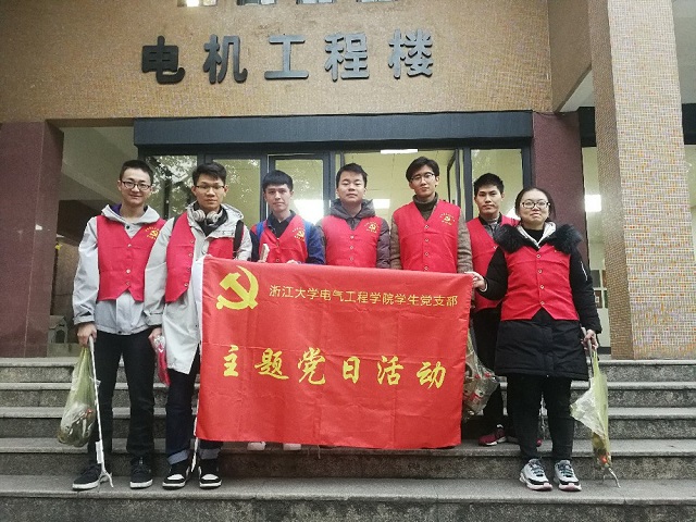 5de4b12a0d512.jpg 4.jpg