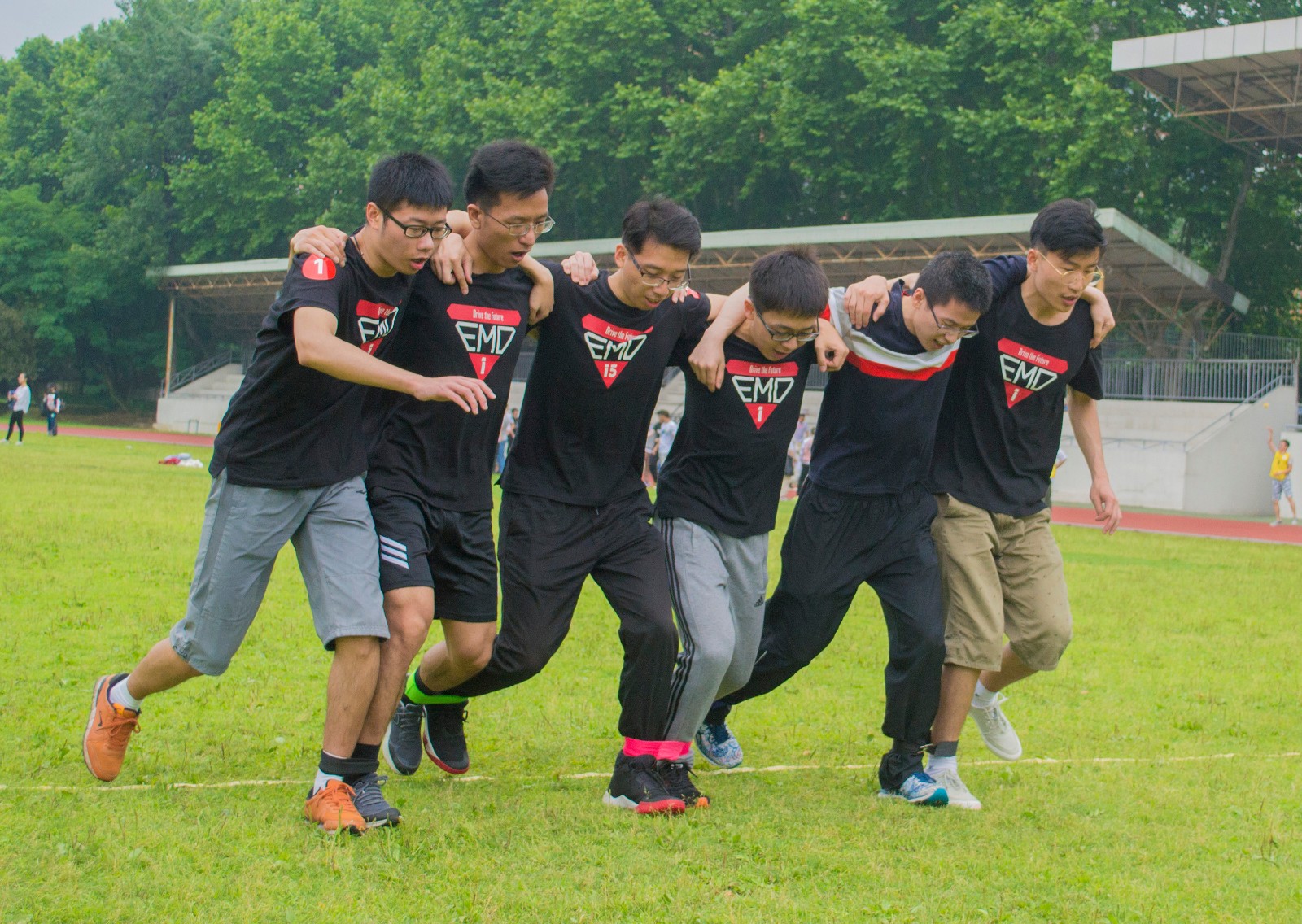 5cfdc879e98e6.jpg 5cfdc879e98e6.jpg