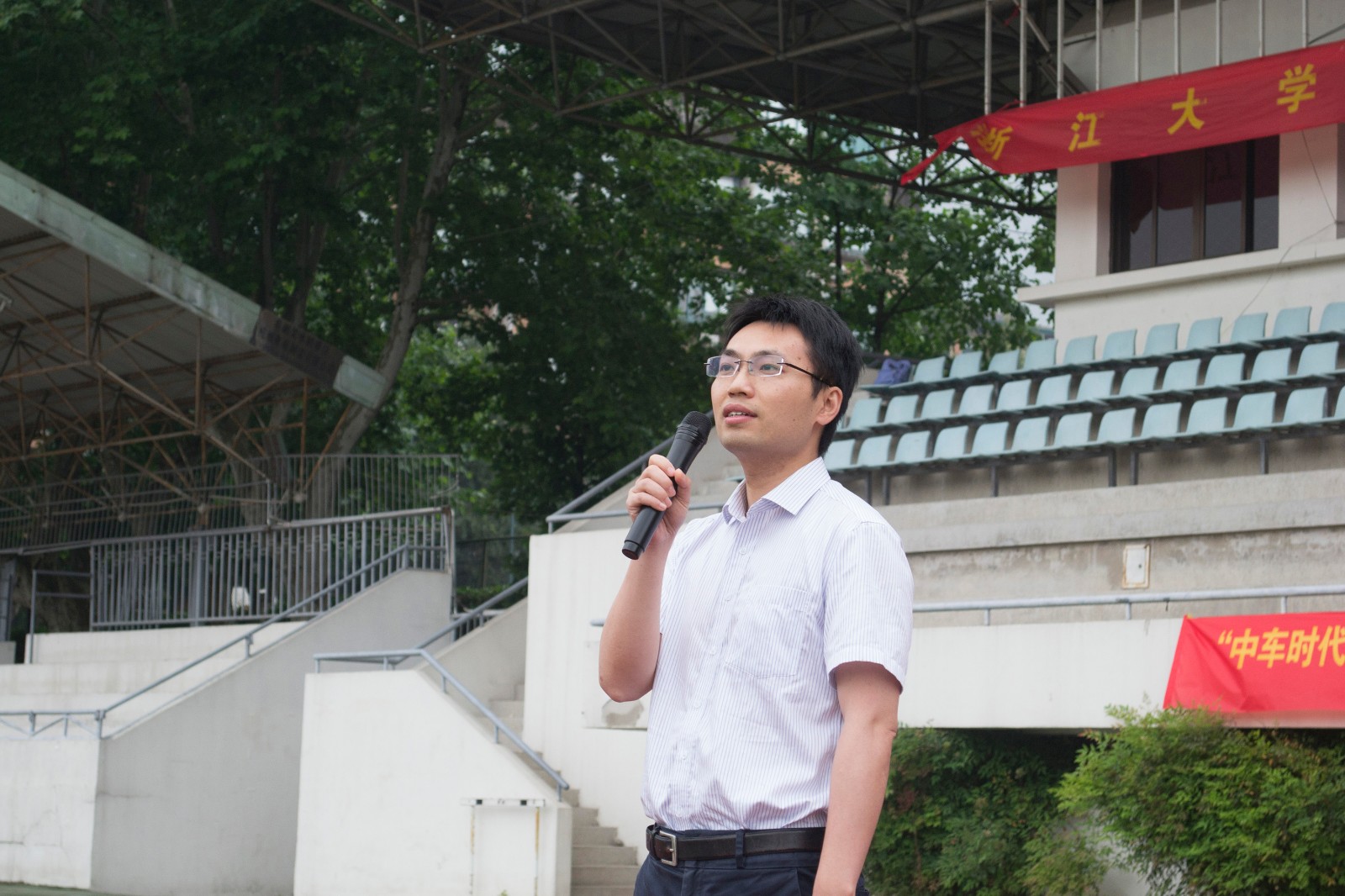 5cfdc7ee4aa8d.jpg 5cfdc7ee4aa8d.jpg