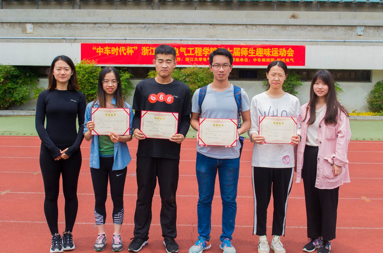 5cfdc8ee564f7.jpg 5cfdc8ee564f7.jpg