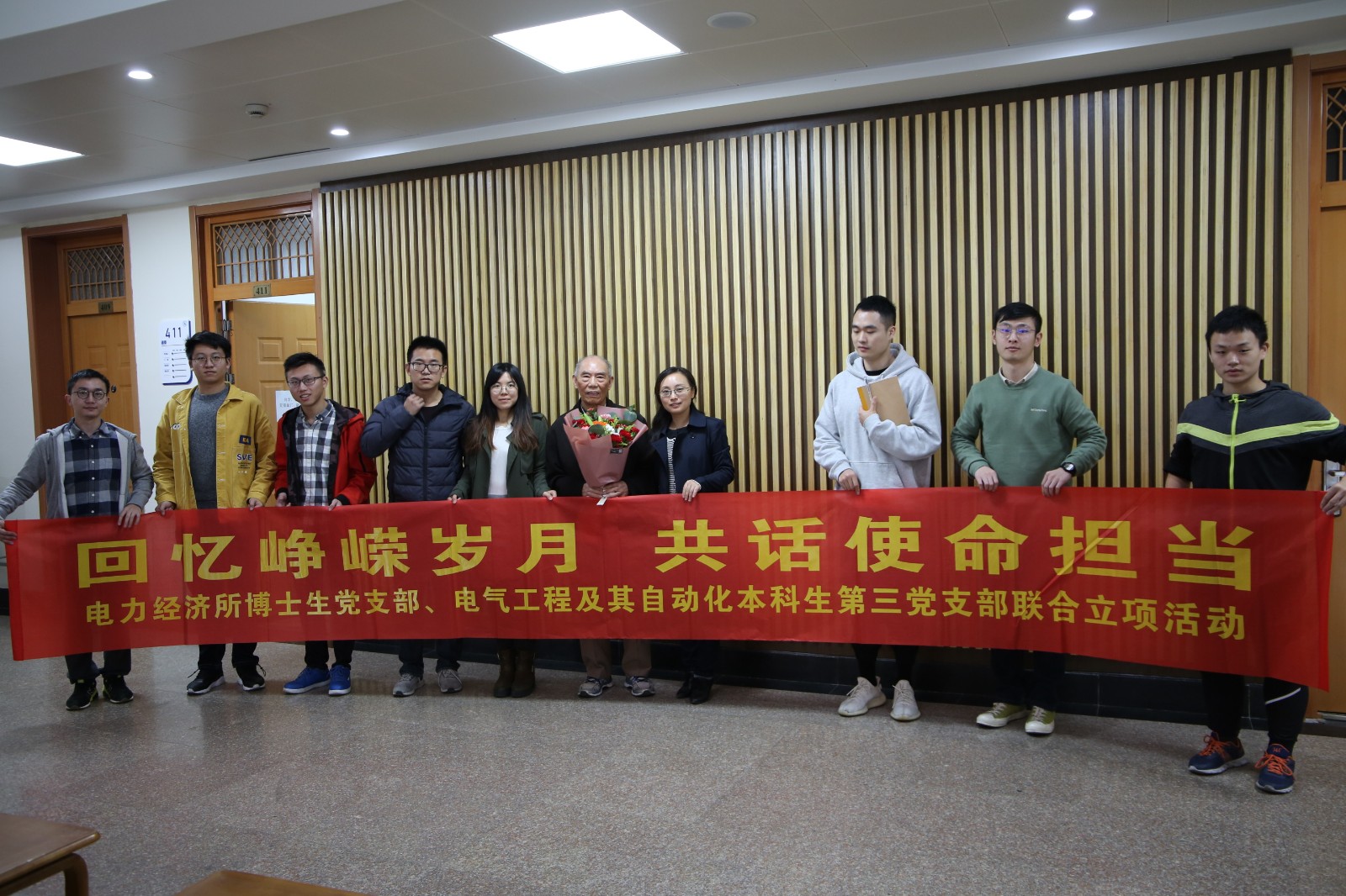 5e0f6560deea4.JPG 5e0f6560deea4.JPG