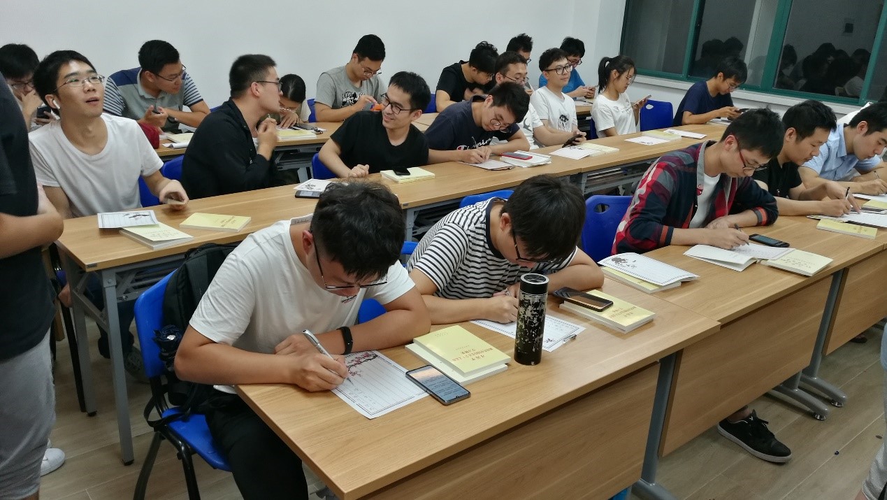 5d9cc05ed85a9.jpg 5d9cc05ed85a9.jpg