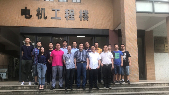 5bbad551aeb79.jpg 04_副本.jpg