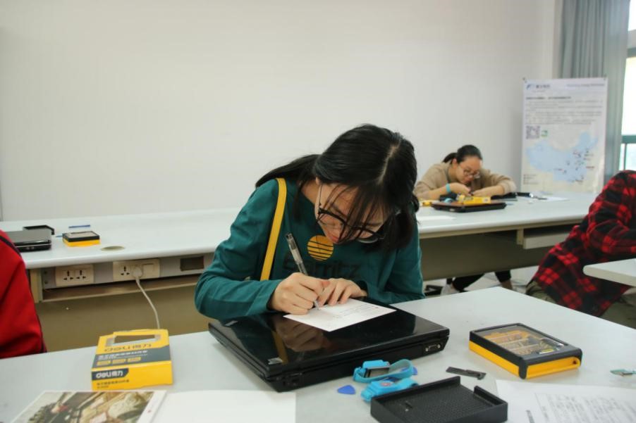 5ddfcdbd912e9.jpg 5ddfcdbd912e9.jpg