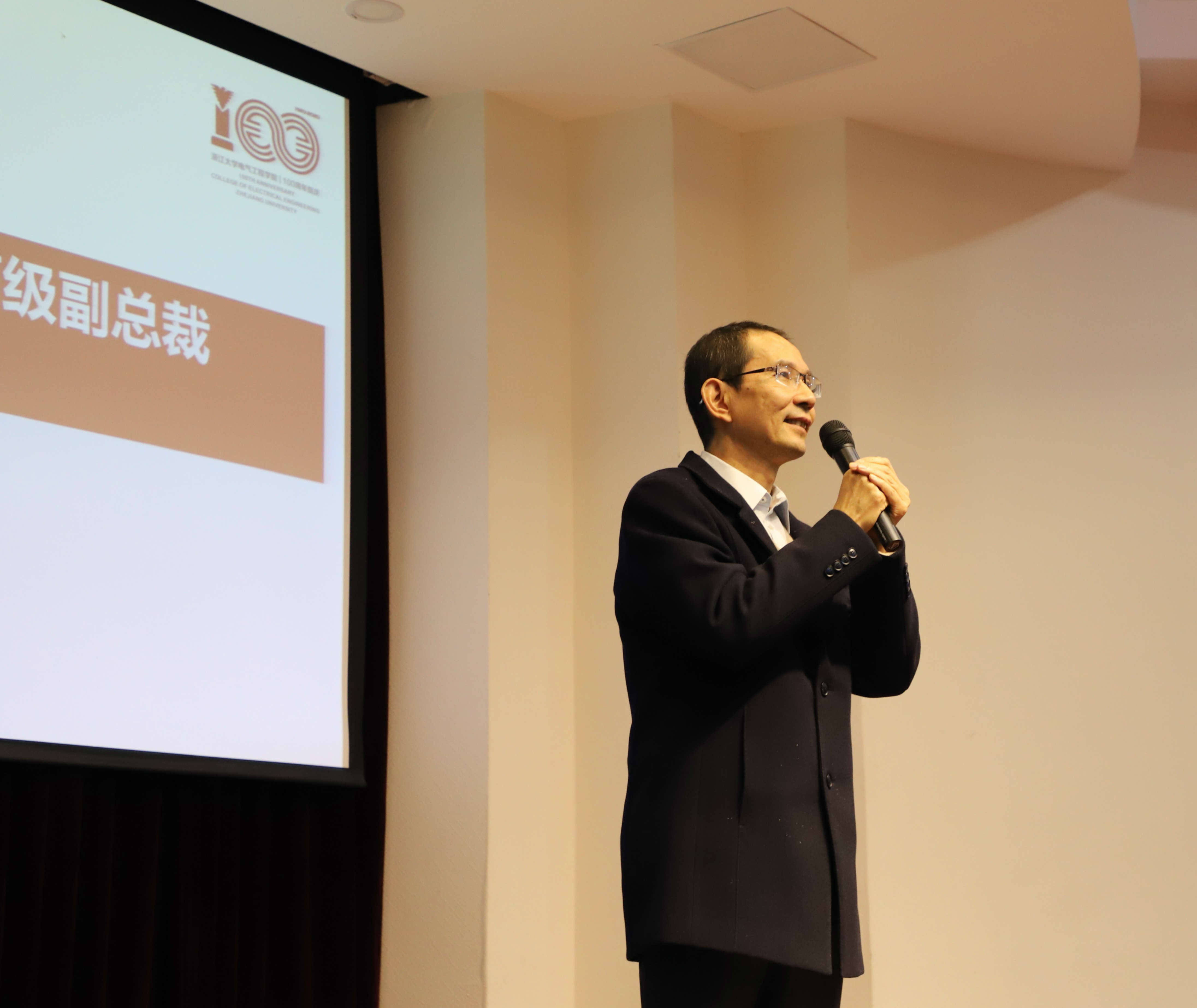 5de8e98be8a5c.jpg 5de8e98be8a5c.jpg