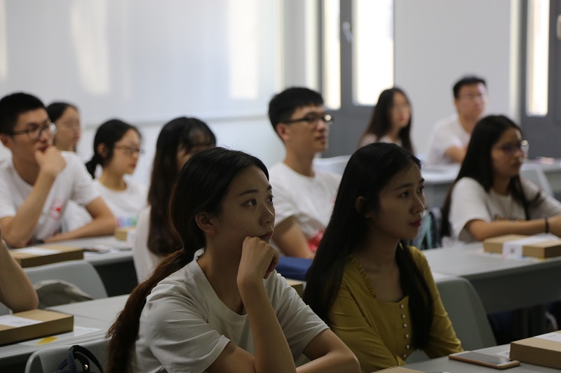 5b6317d8819cb.jpg 2.jpg