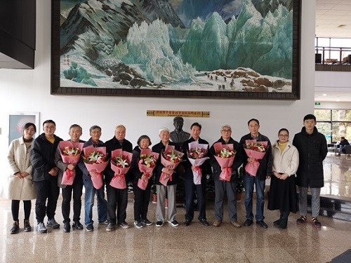 5df10cda269c3.jpg 1.jpg