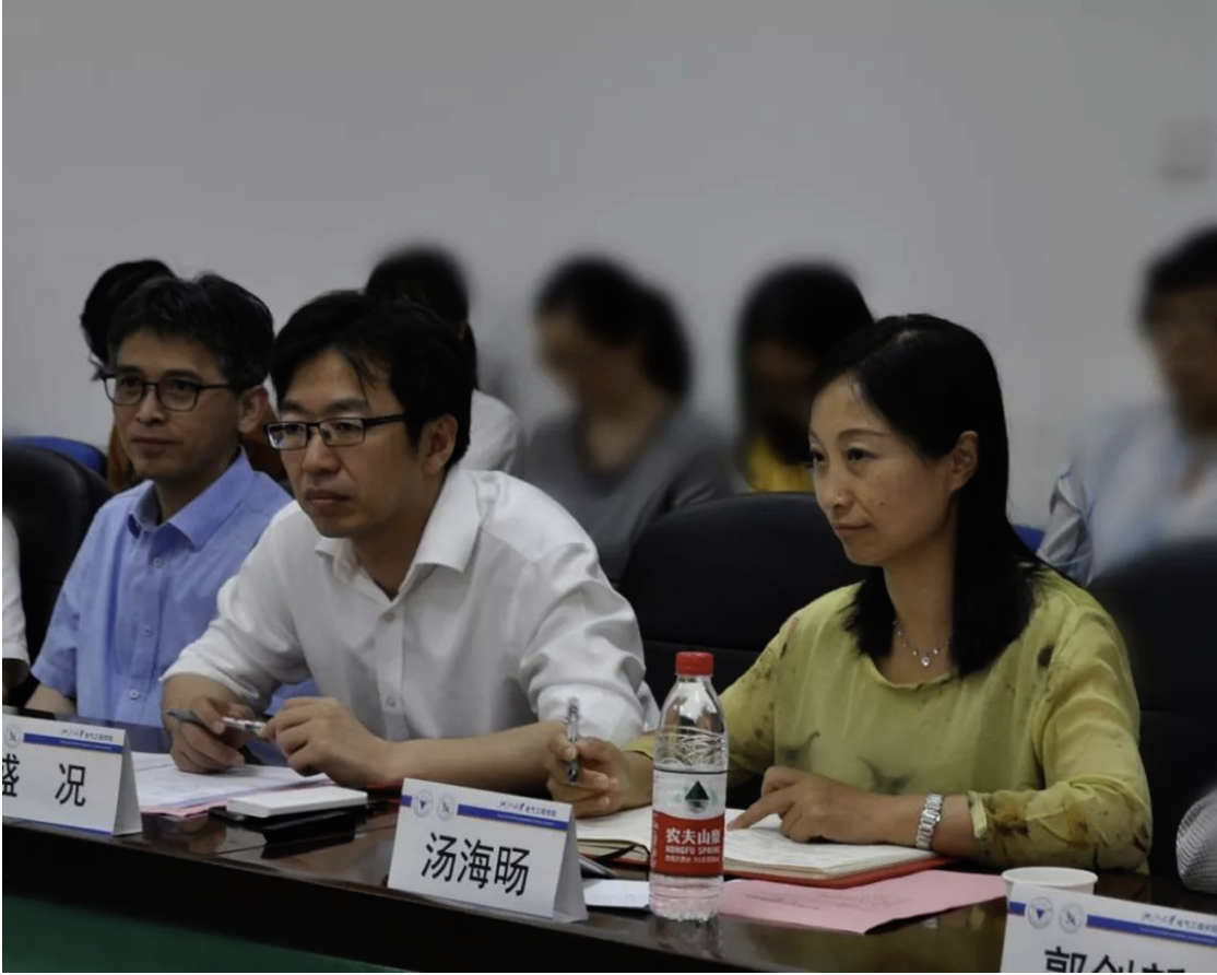 5d0c53717f610.png 5d0c53717f610.png